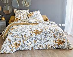Vous avez une table aux dimensions hors norme ? Linge De Lit Fleurs Et Perroquets Becquet Creation Becquet
