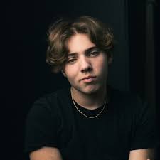 Michael Eddy (@itsmichaeleddy) • Instagram photos and videos