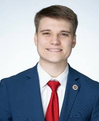 This MBA Member Monday meet Keaton Howard! Originally from Tampa, Florida,  Keaton earned his undergraduate degree in Finance at Florida State  University (we love our double Noles) and is currently specializing in