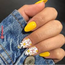 Masajear las uñas con aceite de oliva caliente (pero que no queme) todos los días antes de dormir. Unas Gelish Amarillo Con Negro Novocom Top