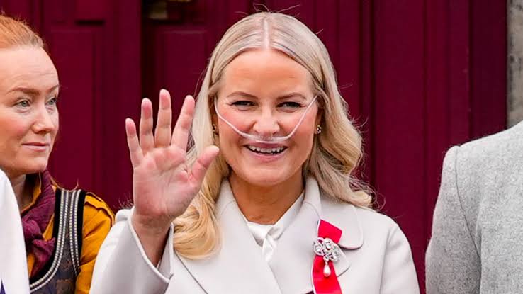 La última polémica de Mette-Marit: la vida después del trasplante de pulmón  exprés