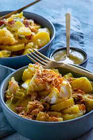Einfacher Kartoffelsalat Mit Rostzwiebeln Honig Senf Sauce Einfach Malene Rezept In 2020 Honig Senf Sauce Kartoffelsalat Rostzwiebeln