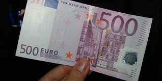 Eur· a coin with a face value of 1 euro.· abbreviation of european in any sense. Kupyura 500 Evro Skoro Ischeznet Iz Obrasheniya Shvejcariya Delovaya
