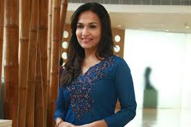 Soundarya Rajinikanth Wiki Age Height Career Family Husband Biography More Soundarya sharma wiki / biography. soundarya rajinikanth wiki age height