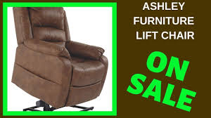 The Ashley Furniture Lift Chair Was Previously Featured In Our Top 10 Lift Chairs For Elderly And It S Now On Lift Chairs Ashley Furniture Lift Chair Recliners