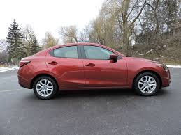 Ingrese y consiga el toyota yaris que está buscando a excelente precio. 2016 Toyota Yaris Sedan Review Autoguide Com