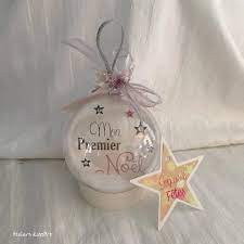 Une boule de noël à personnaliser pour le tout premier noël de votre bébé. Boule Photo De Noel Avec Photo Et Texte Personnalisable Etsy Noel Deco Noel Enfant Photos De Noel