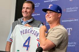 Joc Pederson gets $5.5 million signing bonus as part of $37 million, 2-year  deal with Rangers | AP News