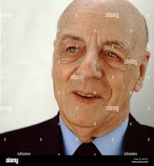 Sir alec rose hi-res stock photography and images