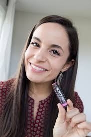 Enriched with a 100% natural origin formula this burt's bees lip balm is formulated without parabens phthalates petrolatum or sls. Softer Lips With Burt S Bees Beauty Pumps And Push Ups