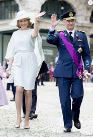 Philippe Et Mathilde De Belgique Joie En Famille Pour La Fete Nationale 2015 Mathilde Reine Mathilde Mode