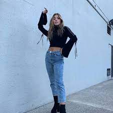 Cynthia had at least relationship in the past. 8 Cynthia Parker Ideas Cynthia Parker Parker Outfit