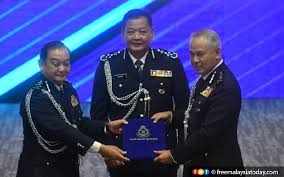 Datuk seri acryl sani abdullah sani — bernama photo. Acryl Sani Is New Deputy Igp Nestia