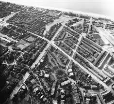 233 de zile rămân până la sfârșitul anului. Den Haag Luftbild Scheveningen Am 12 Mai 1945 Niederlande Trolley Mission 1945 Luftaufnahmen Und Luftbilder Sowie Historische Bilder Aus Dem Zweiten Weltkrieg Historische Bilder Und Luftaufnahmen