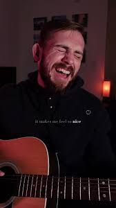 Josh Beam's Instagram, Twitter & Facebook