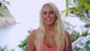 Senere har hun deltatt i programmer som charterfeber (sesong 9, 10 og 11), paradise auditions og camp kulinaris. Aurora Gude Sa Mange Kroner Gikk Til Hundene I Spania