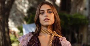 Gaia gozzi è fidanzata e il fortunato non è alberto urso. Gaia Gozzi Instagram Superlativa La Foto Spacca I 100 Mila Like Centodiciottoooo
