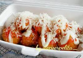 Baso goreng mekar renyah dan antikempes. Resep Bakso Ayam Goreng Crispy Homemade Oleh Farah Arfina Cookpad