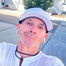 Christopher M Ellenbart