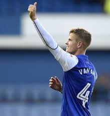 Van aken heeft tot 2018 verlengd.we kunnen weer over tot de orde van de dag. Sheffield Wednesday On Twitter Wishing Joost Van Aken A Happy 24th Birthday Swfc