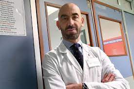 Jun 04, 2021 · oltretutto, ricorda bassetti, tutti gli studi ci stanno dicendo che mischiando insieme i vaccini, ovvero quelli a mrna con quelli a vettore virale, o mettendo la seconda dose un po' più in là. Bassetti Mie Vacanze Al Mare Senza Mascherina