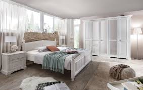 Schlafzimmer Mit Bett 180 X 200 Cm Pinie Weiss Geburstet Teilmassiv Woody 210 00052 Holz Landhau Komplettes Schlafzimmer Schlafzimmer Set Landhaus Schlafzimmer