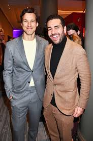Mai 1982 in münchen geboren. Elyas M Barek Starportrat News Bilder Gala De
