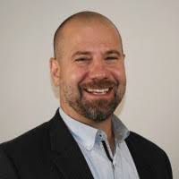 100+ perfiles de «Blaine»