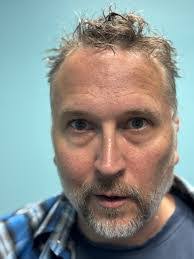 Derrick Louden's Instagram, Twitter & Facebook