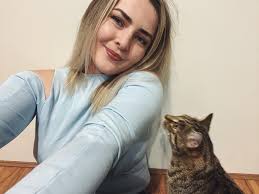 Phoebe May (@phoebeemay) • Instagram photos and videos