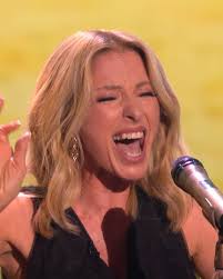 Geneviève Côté takes us to the Wild West with her Incredible Vocal Skills 