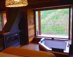 Entrar en una casa art rustic es entrar a vivir una experiencia en una obra de arte. Casas Rurales Con Jacuzzi Privado En Asturias Para 2 Personas