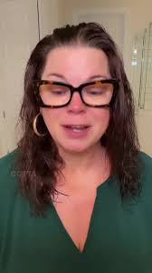 Ageless beauty foundation review: Tom Ford Glow Tinted Moisturizer. Have  you tried it? What did you think? Leave a comment below! 👇🏼