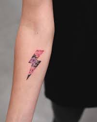 Floral Lightning Bolt Tattoo Lightning Tattoo Lightening Bolt Tattoo Clever Tattoos