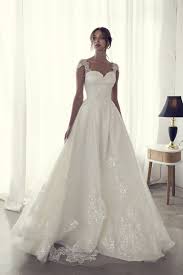 Pin By Faty On Wedding Dresses Wedding Dresses Bridal Dresses Couture Bridal Gowns