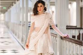 Flyrobe is india's largest fashion rental platform offering occasion wear on rent for men and women. Rent Dresses Wedding Wear Online At Flyrobe Lbb