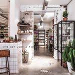 我們在北投了 適逢温泉季人真的很多很熱鬧快來玩吧 新北投車站 好好手感微笑市集 市集日期 11 3 2018 市集時間 12pm 5pm 市集地點 新北投前廣場