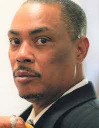 Edward Torrence's Instagram, Twitter & Facebook