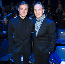 Zeige mir dramen aus den 80ern. David Kross Frederick Lau Wir Sind Viel Hand In Hand Durch Die Gegend Gelaufen Gala De