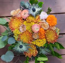 Starting flower arrangement business is great way to earn good money.here we collected best flower arrangement names ideas. The Raveena Send Flower Bouquets Flowers Bouquet Flowers Bouquet