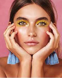 See All Of Our Favourite Different And Wonderful Beauty Trends At Trendesignbook Com Photoshoot Makeup Fashion Editorial Makeup High Fashion Makeup