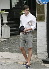 Black And White Striped Shorts Outfit Men Flat Front Stripe Short Pants Strunway Spring Outfits Men Trendy Spring Outfits Mens Casual Outfits