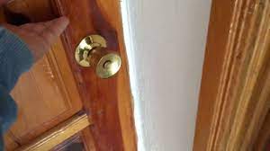 Tel tokayla kapı kilidi nasıl açılır? Topuz Kapi Kilidi Nasil Kilitlenir Topuz Kapi Kilidi Nasil Acilir How To Unlock The Knob Door Youtube