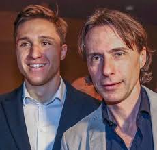 Federico chiesa con la fidanzata caterina. Federico E Lorenzo Che Show Il Chiesa Piu Forte Nostro Padre Sport Calcio Lanazione It