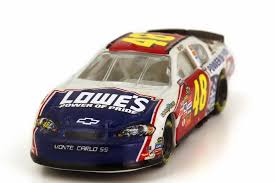 Chevrolet monte carlo ss at texas motor speedway, photo by christina ramzel. Chevrolet Monte Carlo Ss Nascar 2007 Hendrick Motorsports Lowe S Nr 48 Jimmie Johnson Memorial Day Edition Winners Circle 64759 In Der 1zu87 Com Modellauto Galerie