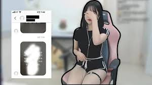 레전드가 되버린 노출 의도치 않은 움짤 방송사고 모음…보라·아이유·조이·트와이스 미나·미영이·클라라·박한별·마마무 솔라·청하·이나영·아프리카 bj 팬티 속옷 노출 ë°•ë¯¼ì • ã„²ã…ˆ