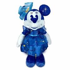 The June Minnie Mouse The Main Attraction Sneak Peek Is Here To Celebrate Peter Pan S Flight Minnie Mouse Mickey Mouse And Friends Disney Theme Parks