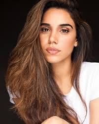 You have the power to achieve everything you desire. 📷:toranjkayvon  #constantlove #love #behuman #bebrave #support #women #create #reflect  #empower #beempowered