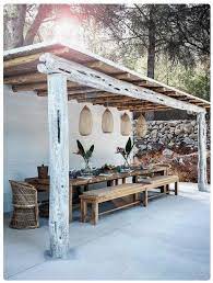What Does Order Feel Like To You Does It Mean Your Home Has An Inviting Feeling Where Everyone Wants T Backyard Renovations Backyard Seating Backyard Pergola
