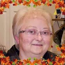 Lisa Berkebile's Instagram, Twitter & Facebook